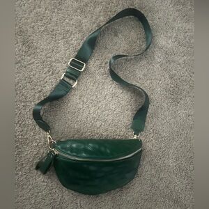 Urban Expressions Forest Green Crossbody Bag